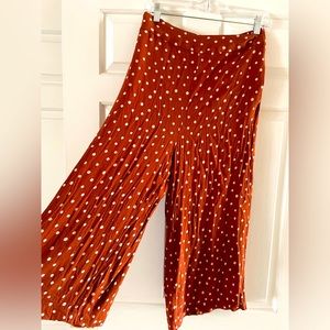 Madewell cropped pant, red polka dot